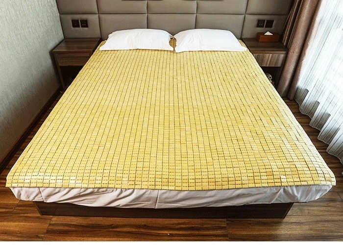Chiếu tre hạt vàng không viền